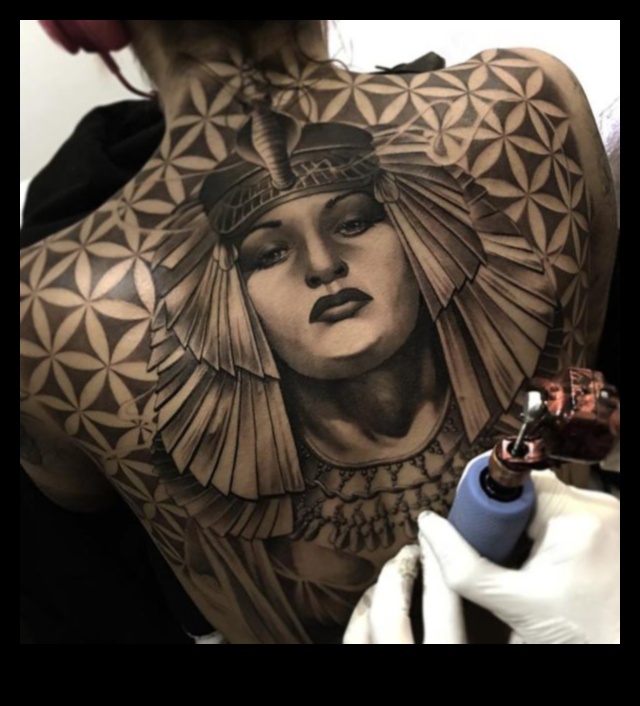 Impresii iconice: dezvăluirea narațiunilor simbolice despre tatuaje