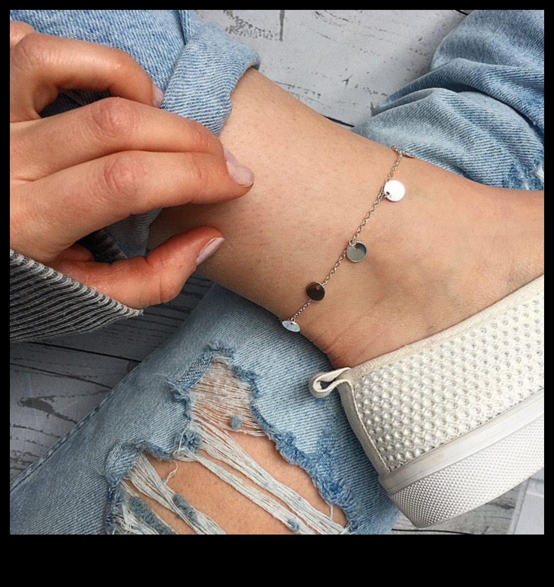 Serenitatea sculptată Găsește liniștea în modelele artistice de gleznă 4 Serenitate sculptată: găsiți liniște în modelele artistice de gleznă