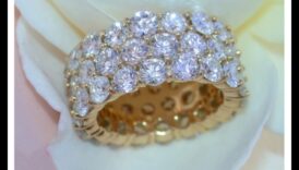 Eleganță eternă: diamantele atemporale strălucesc