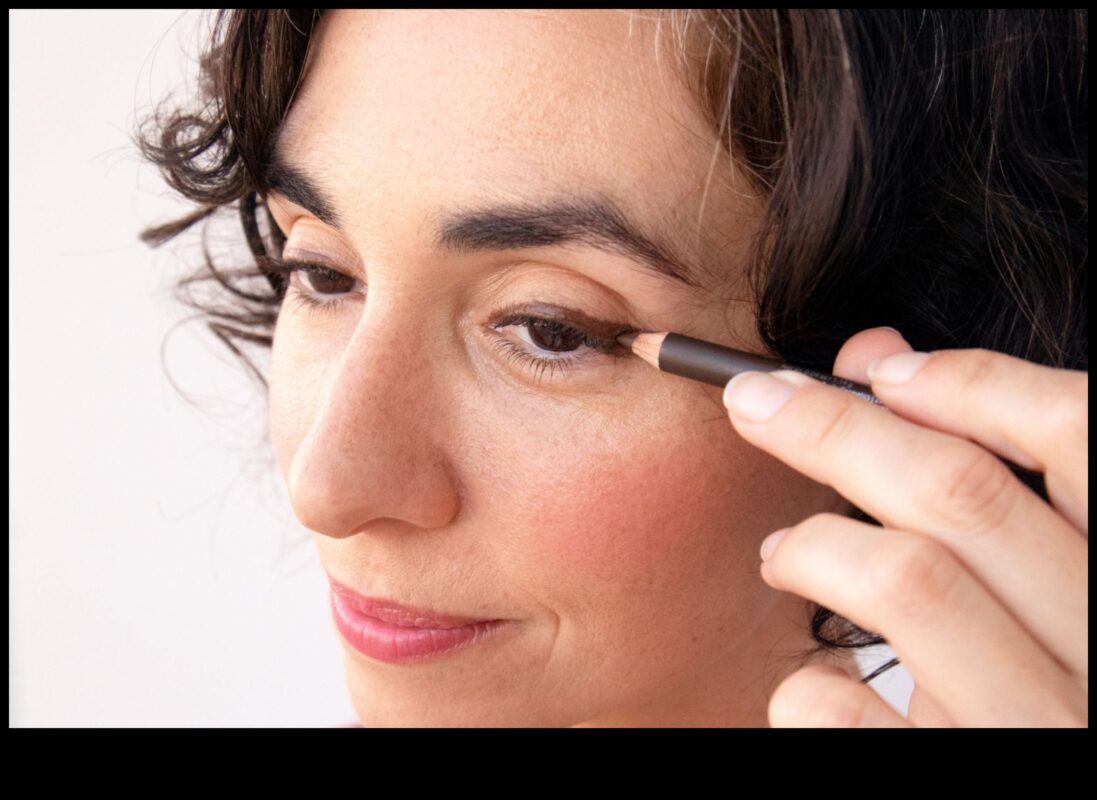 Îmbunătățirea fără efort a ochilor: ridicați-vă privirea cu tehnici de machiaj natural