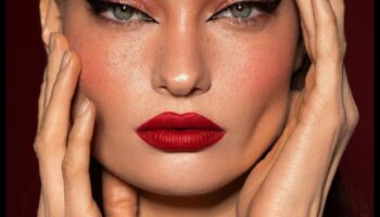 Impactul machiajului glam asupra încrederii: radiază siguranța de sine