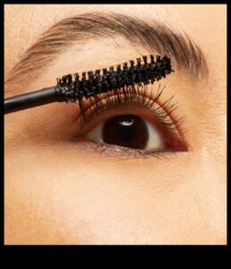 Rimel pentru diferite tipuri de gene: sfaturi pentru gene drepte, scurte sau rare